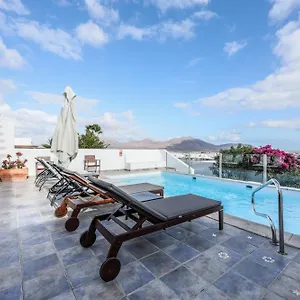 Villa Lanzarote Altos By New Lanzasuites Serena, Playa Blanca (Lanzarote)